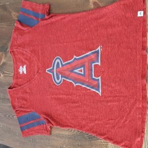 Angels v-neck top